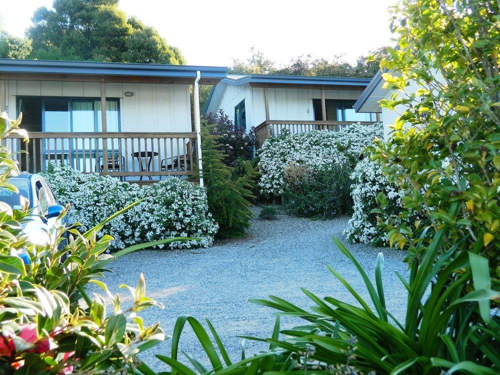 Terraced Chalets Motueka Buitenkant foto
